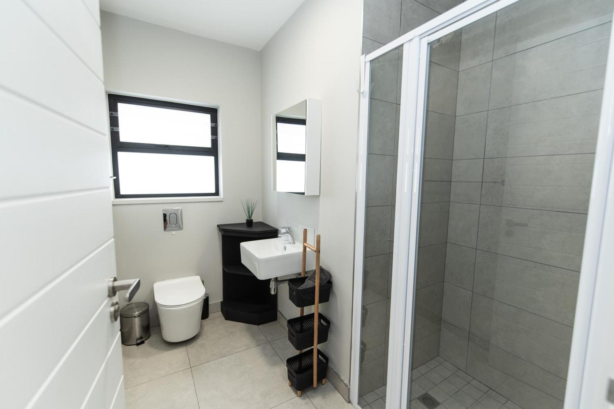Cozy Modern Apartment At Bellamare Port Elizabeth Exterior foto