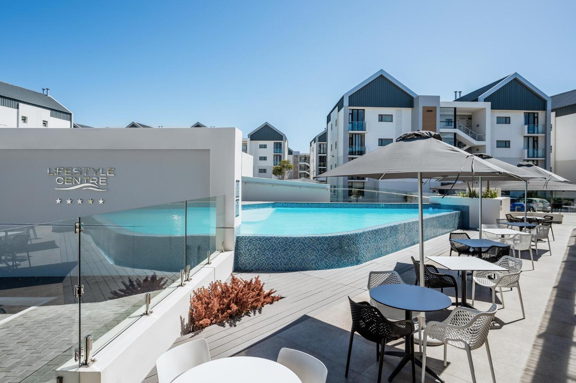 Cozy Modern Apartment At Bellamare Port Elizabeth Exterior foto