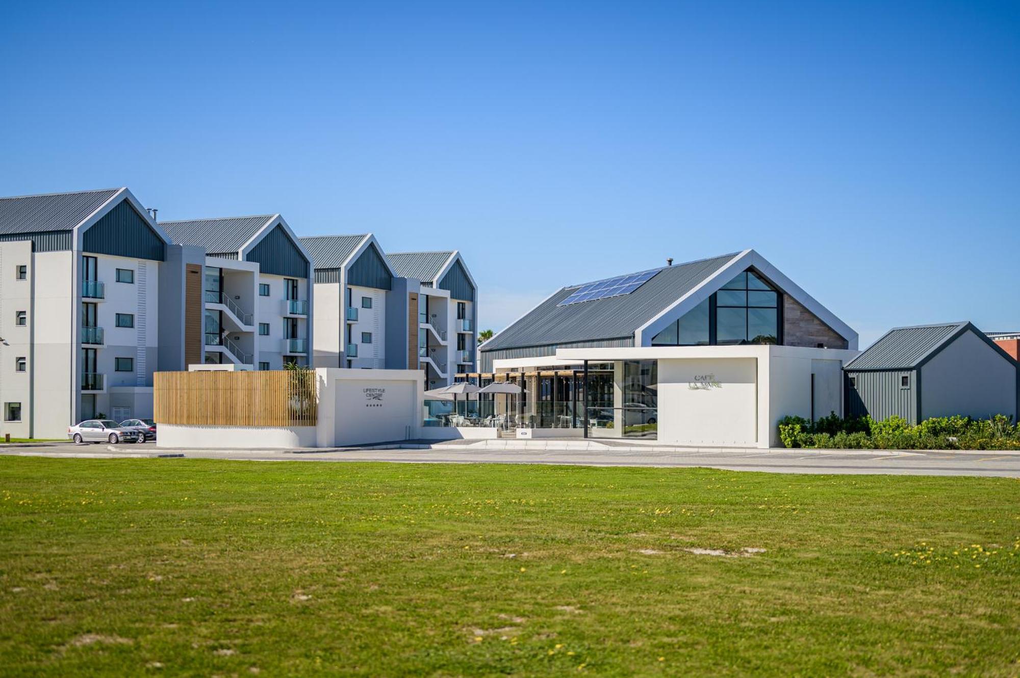 Cozy Modern Apartment At Bellamare Port Elizabeth Exterior foto